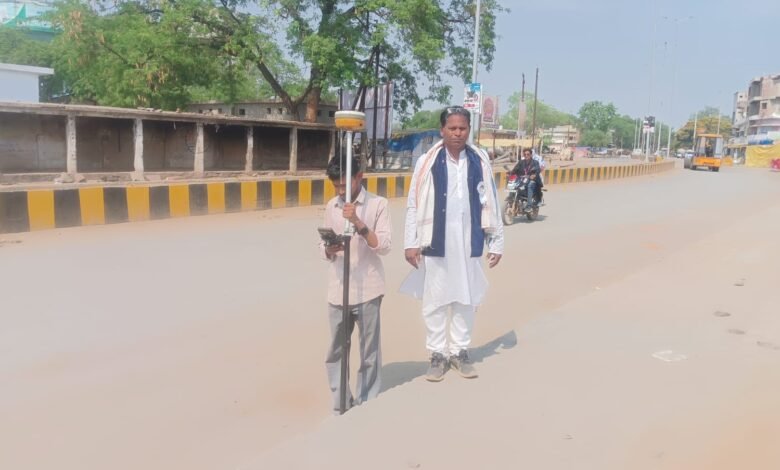 बुधवारी बाजार में महानगरों की तर्ज पर कॉम्लेक्स बनाने एवं कायाकल्प करने की मुहिम हुई चालू बुधवारी बाजार में महानगरों की तर्ज पर कॉम्लेक्स बनाने एवं कायाकल्प करने की मुहिम हुई चालू kshititech