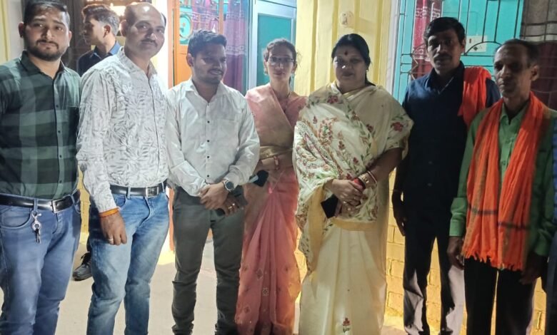 रेल संघर्ष समिति ने सांसद से मुलाकात कर बिर्रा को रेलवे स्टेशन बनाने की रखा मांग रेल संघर्ष समिति ने सांसद से मुलाकात कर बिर्रा को रेलवे स्टेशन बनाने की रखा मांग kshititech