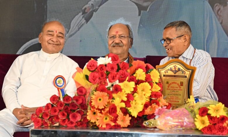 चौरसिया वेलफेयर सोसाइटी के तत्वाधान में परिचय सम्मेलन का किया गया आयोजन चौरसिया वेलफेयर सोसाइटी के तत्वाधान में परिचय सम्मेलन का किया गया आयोजन kshititech
