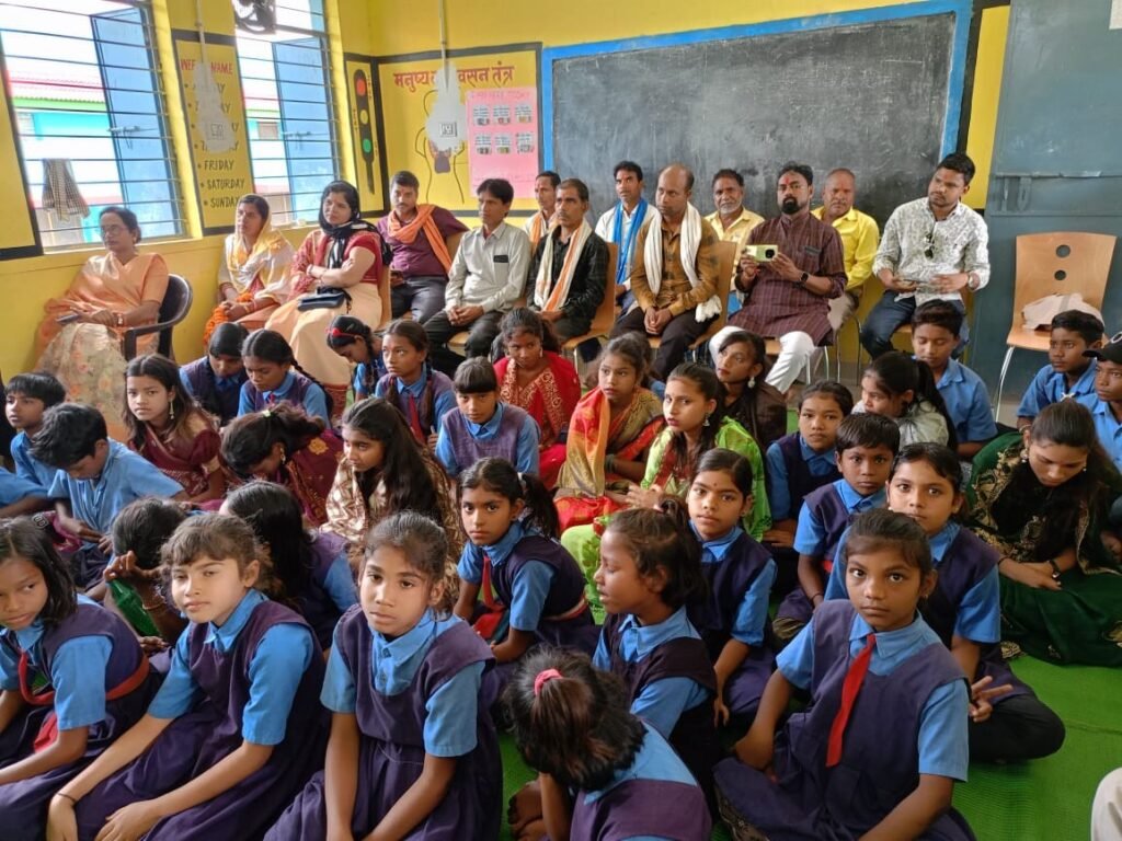 बच्चों का विदाई और सम्मान समारोह आयोजित बच्चों का विदाई और सम्मान समारोह आयोजित kshititech