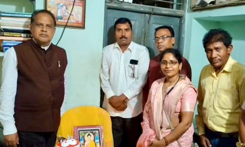 गौतम बुद्ध के संदेश सामयिक होने साथ अनुकरणीय गौतम बुद्ध के संदेश सामयिक होने साथ अनुकरणीय kshititech