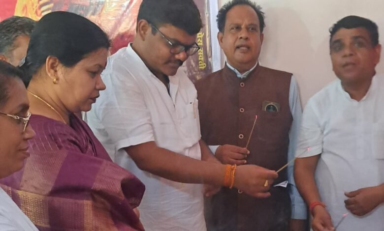 पुण्य श्लोका देवी अहिल्या के ३०० वीं जयंती समारोह पर प्रदर्शनी पुण्य श्लोका देवी अहिल्या के ३०० वीं जयंती समारोह पर प्रदर्शनी kshititech