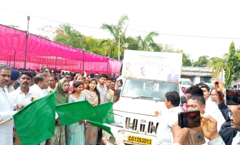 विकसित कृषि संकल्प अभियान के तहत किसान रथ को हरी झण्डी दिखाकर किया गया रवाना विकसित कृषि संकल्प अभियान के तहत किसान रथ को हरी झण्डी दिखाकर किया गया रवाना kshititech