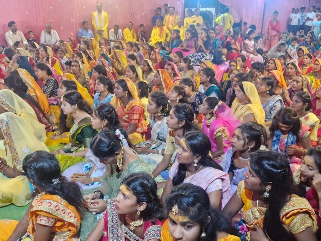ग्राम टेमर में शिव महापुराण का आयोजन, नगरपालिका अध्यक्ष श्याम सुंदर अग्रवाल ने लिया आशीर्वाद ग्राम टेमर में शिव महापुराण का आयोजन, नगरपालिका अध्यक्ष श्याम सुंदर अग्रवाल ने लिया आशीर्वाद kshititech