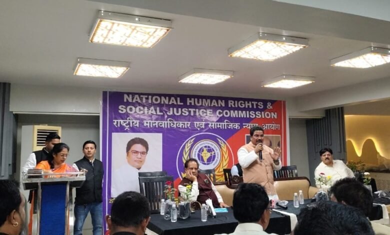 NHRSJC का प्रदेश स्तरीय सम्मेलन में दूरस्थ बस्तर के मानवाधिकार कार्यकर्ता हुए शामिल NHRSJC का प्रदेश स्तरीय सम्मेलन में दूरस्थ बस्तर के मानवाधिकार कार्यकर्ता हुए शामिल kshititech