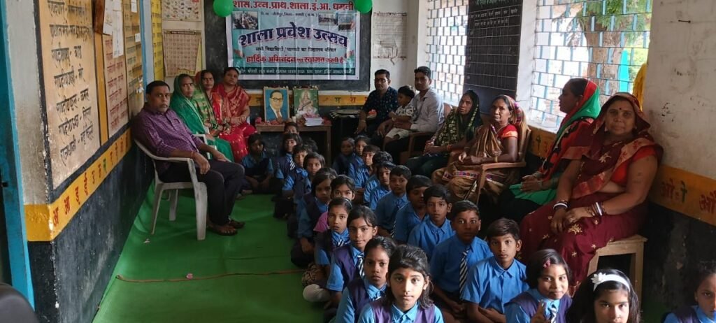 शा. उन्न. प्राथ.शाला इंदिरा आवास शाला धमनी में धूमधाम से मनाया गया शाला प्रवेश उत्सव शा. उन्न. प्राथ.शाला इंदिरा आवास शाला धमनी में धूमधाम से मनाया गया शाला प्रवेश उत्सव kshititech