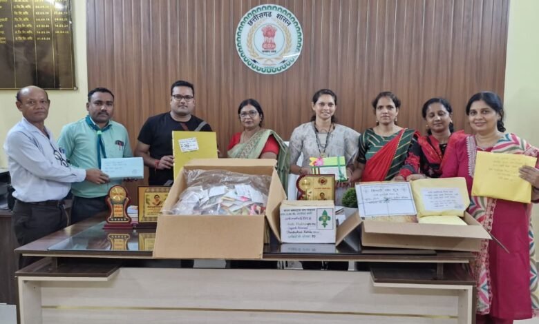 सैनिक भाइयों की कलाईयों में बंधेंगी गाइड बहनों की राखीयाँ सैनिक भाइयों की कलाईयों में बंधेंगी गाइड बहनों की राखीयाँ kshititech