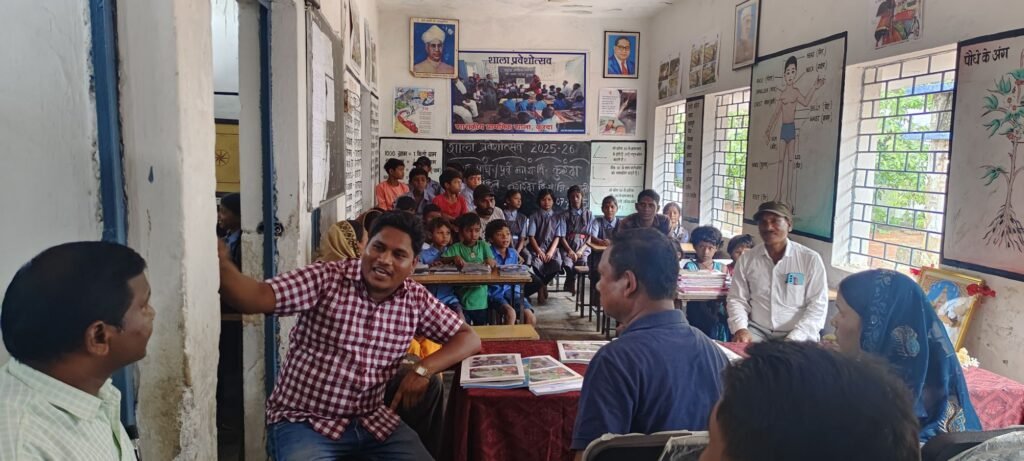 कुरदा स्कूल में सरपंच , उपसरपंच तथा शाला प्रबंधन समिति के अध्यक्षों के आतिथ्य में शाला प्रवेश उत्सव संपन्न कुरदा स्कूल में सरपंच , उपसरपंच तथा शाला प्रबंधन समिति के अध्यक्षों के आतिथ्य में शाला प्रवेश उत्सव संपन्न kshititech