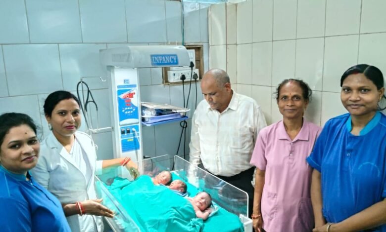 भाटापारा सामुदायिक स्वास्थ्य केंद्र में महिला ने दिया तीन बच्चों को जन्म भाटापारा सामुदायिक स्वास्थ्य केंद्र में महिला ने दिया तीन बच्चों को जन्म kshititech