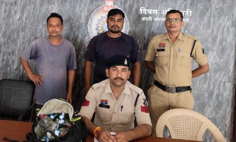 सक्ती पुलिस ने देशी प्लेन शराब का परिवहन करने वाले 2 आरोपियों को किया गिरफ्तार सक्ती पुलिस ने देशी प्लेन शराब का परिवहन करने वाले 2 आरोपियों को किया गिरफ्तार kshititech