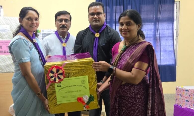 जिला संघ सक्ती को मिला था 1000 का लक्ष्य गाइड्स व रेंजर बहनों ने अपने हाथों से बनाकर भेजीं 3424 राखीयाँ जिला संघ सक्ती को मिला था 1000 का लक्ष्य गाइड्स व रेंजर बहनों ने अपने हाथों से बनाकर भेजीं 3424 राखीयाँ kshititech
