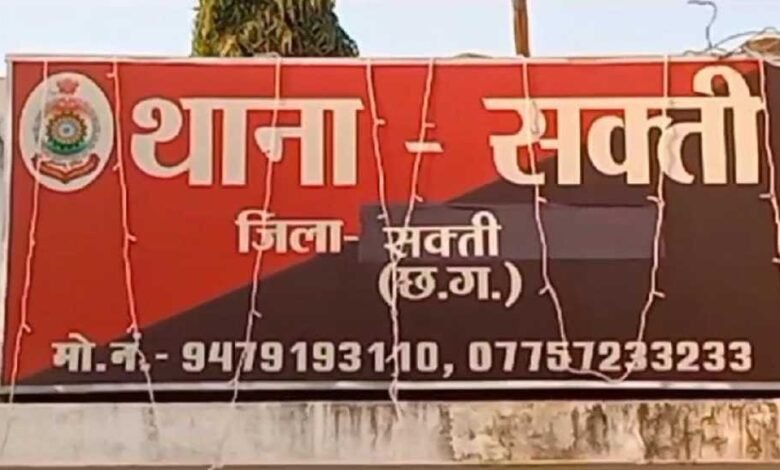 देवरमाल गांव में व्यक्ति से मारपीट करने वाले युवक के खिलाफ केस दर्ज देवरमाल गांव में व्यक्ति से मारपीट करने वाले युवक के खिलाफ केस दर्ज kshititech